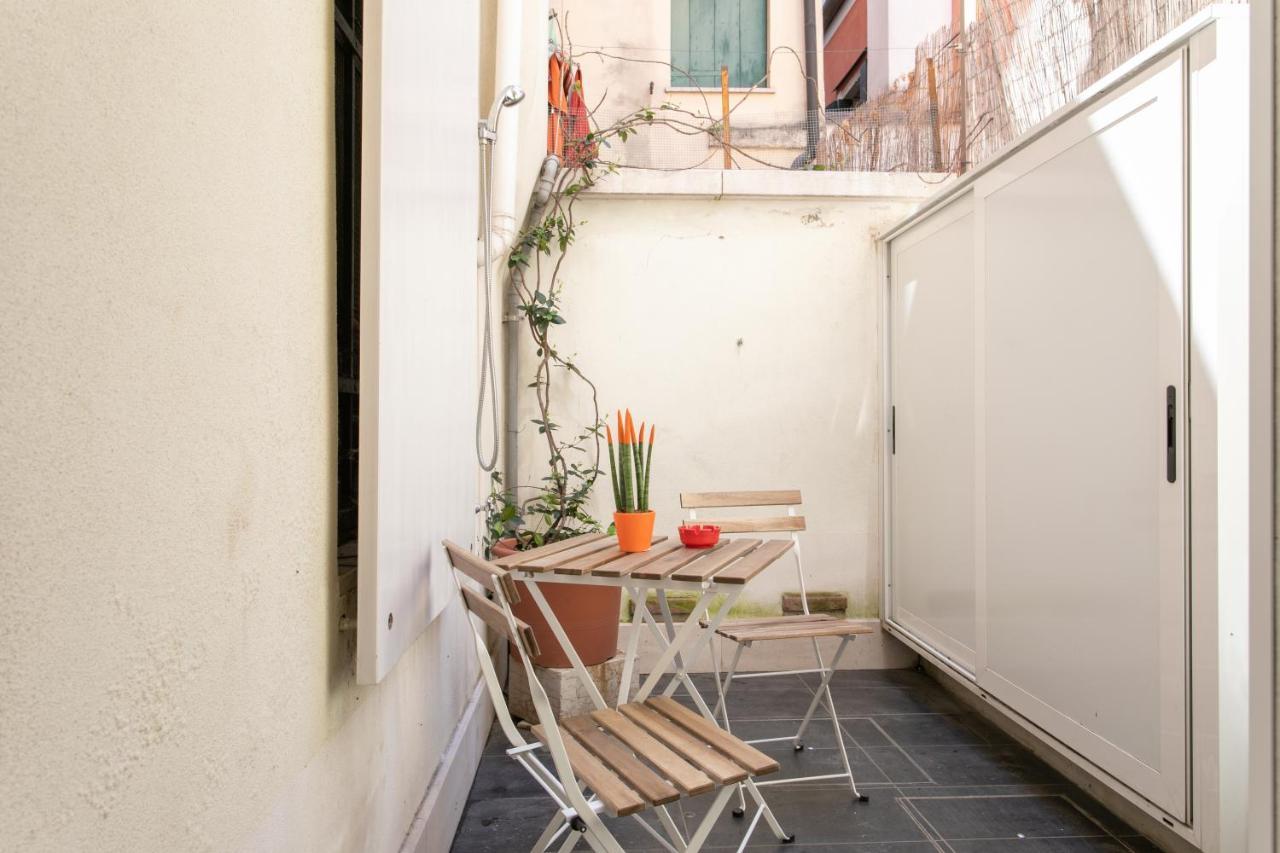 Ca' Sciarrin Apartment Near Rialto Bridge Venesia Bagian luar foto