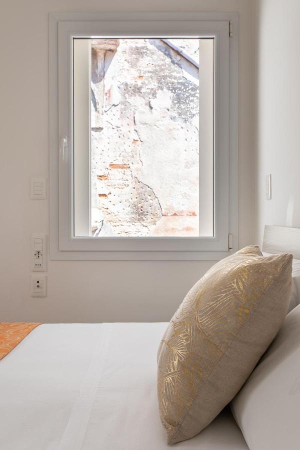 Ca' Sciarrin Apartment Near Rialto Bridge Venesia Bagian luar foto